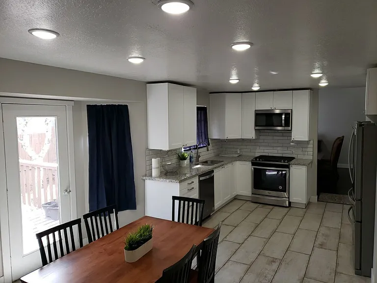 1712 E Wasatch Blvd — Photo 23
