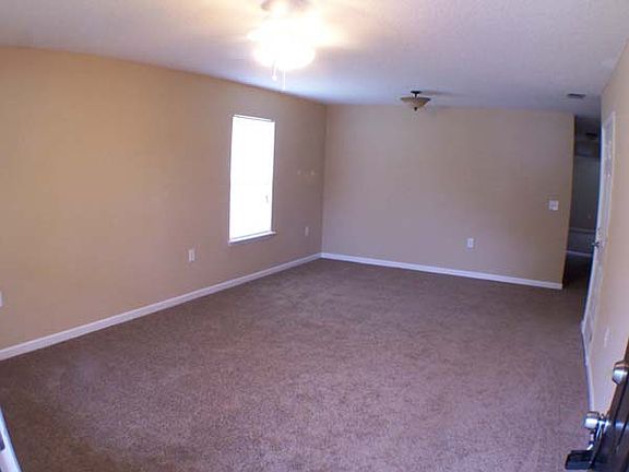 4th image of 9209 9th Ave