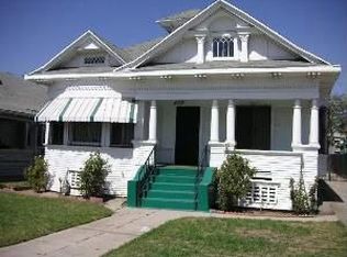 205 W 45th St, Los Angeles, CA 90037