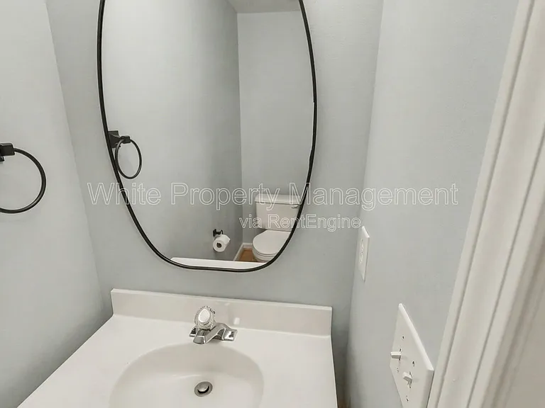 13606 Red Wine Ct — Photo 19