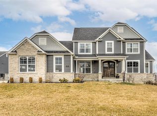 925 Silver Buck Ln, Chesterfield, MO 63005
