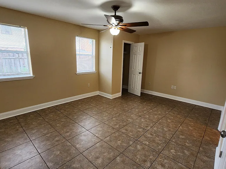 3618 Shangri La Dr — Photo 8