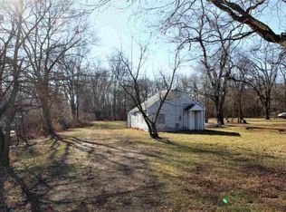 1017 Harlem Rd, Machesney Park, IL 61115