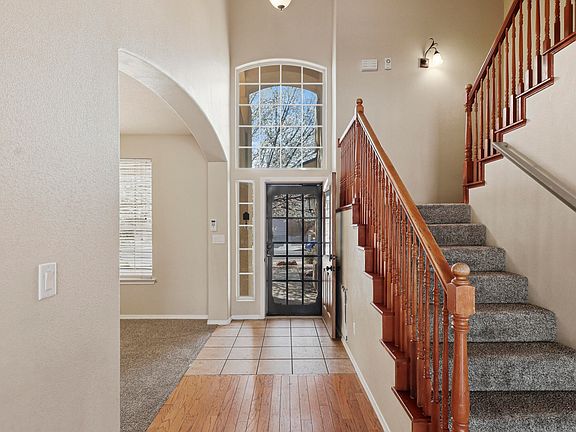 4th image of 10520 Rosefinch Dr NW