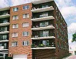 1st image of 727 W Riverview Ave APT 601