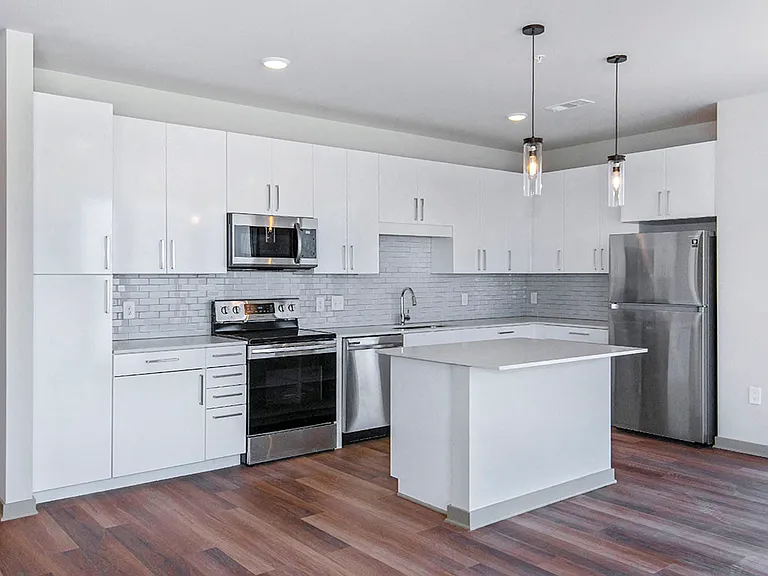 Open floor plans at Pier 33