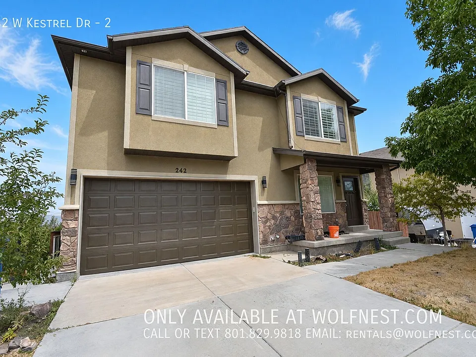 242 W Kestrel Dr #2