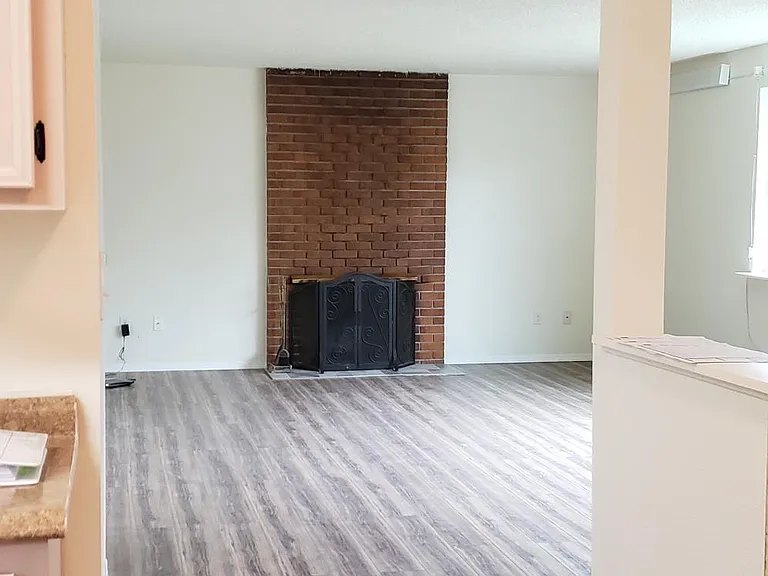 13930 SW Hazel St — Photo 2