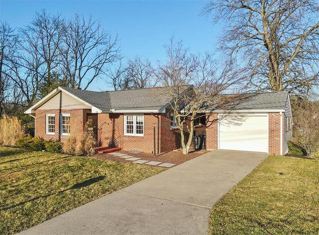 1215 Macungie Ave, Emmaus, PA 18049 Zillow