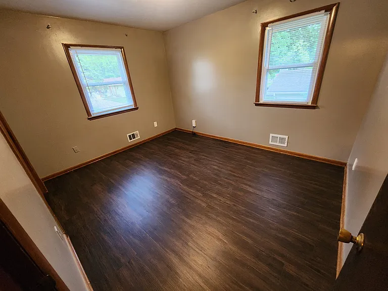 5222 Harris Ave — Photo 9