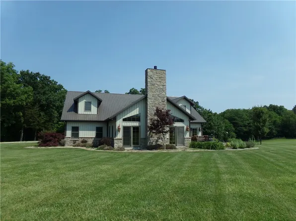 2277 County Highway 3, Findlay, IL 62534