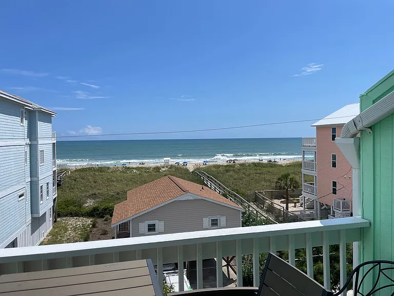 310 Carolina Beach Ave S — Photo 29