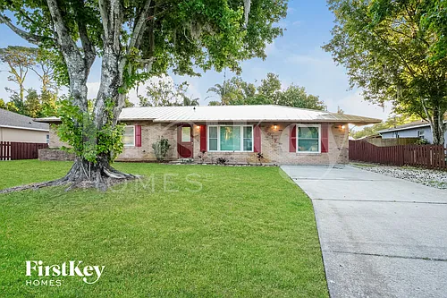 3017 Vista Palm Dr Photo 1
