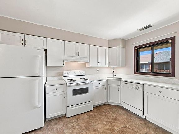 2nd image of 6408 Nature Dr