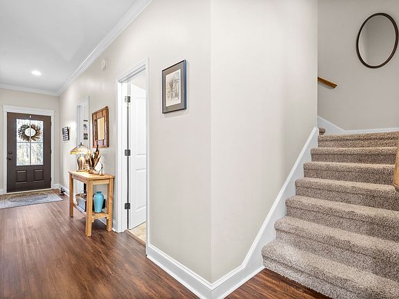 5th image of 254 Turnberry Cir