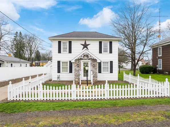 9383 Main Ave SE, East Sparta, OH 44626