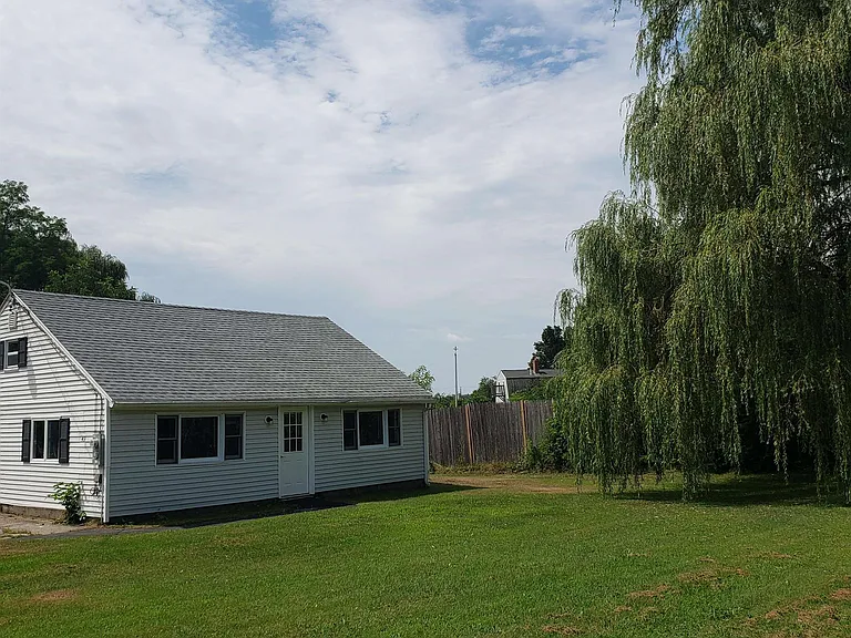 49 Pine Hill Rd — Photo 18
