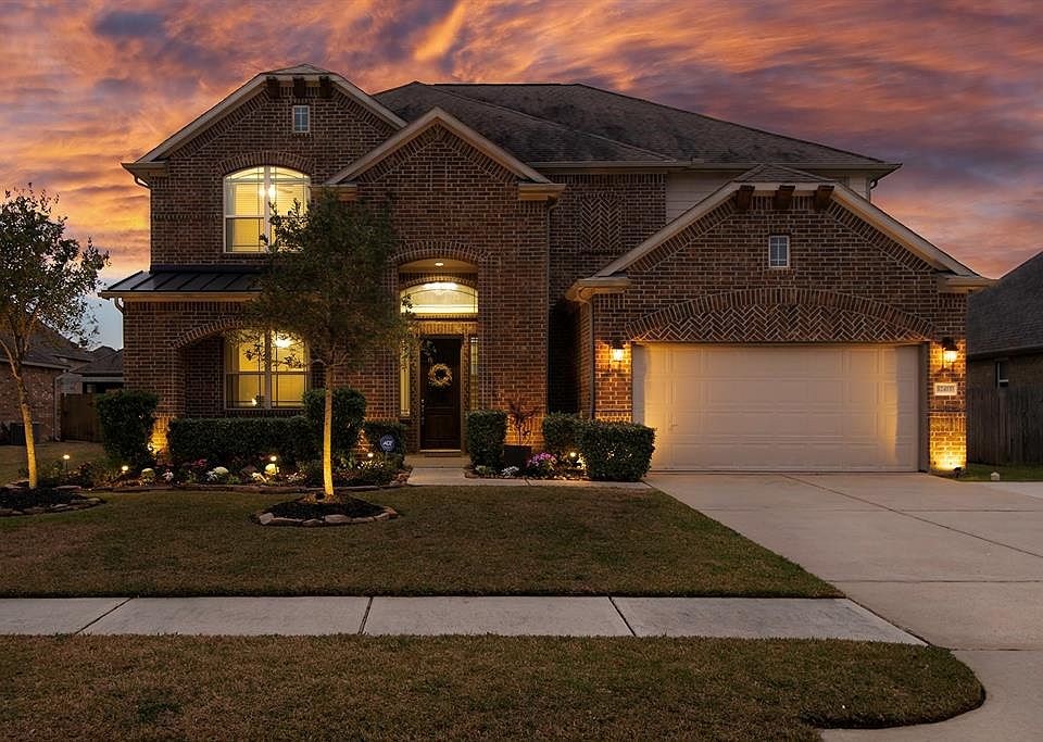 1st image of 12415 Agate Ln