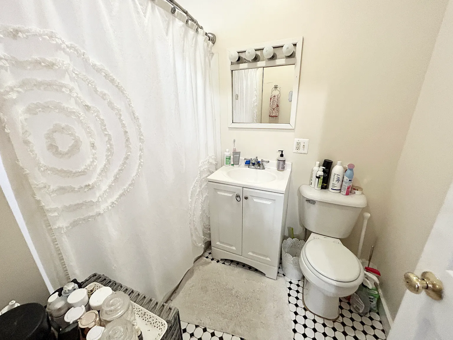 1 bed, 9999 sqft, $3,295 — Photo 3