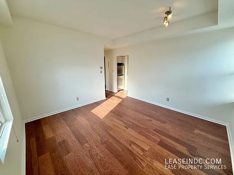 1133 13th St NW #605 — Photo 7