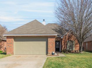 213 Harvest Pointe Cir, Lafayette, LA 70506