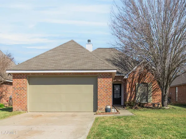 213 Harvest Pointe Cir, Lafayette, LA 70506