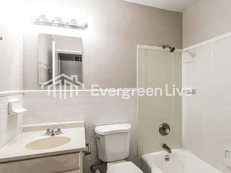 3425 Brookshire Dr — Photo 10