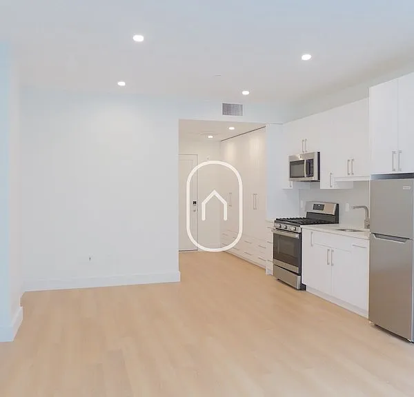 1112 Harrison Ave — Photo 4