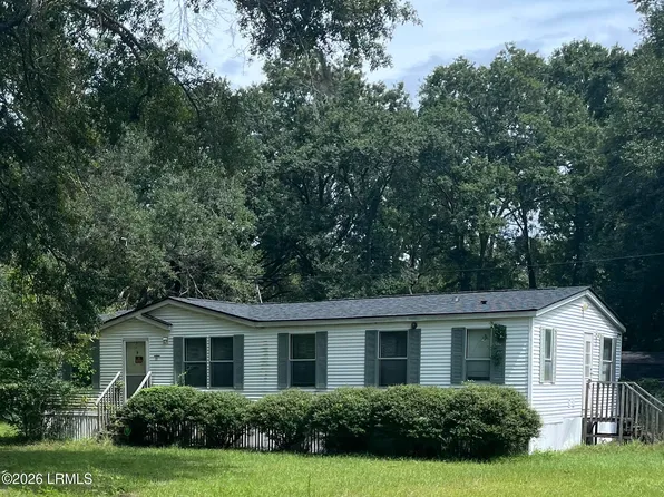 23 Horse Island Dr, Saint Helena Island, SC 29920