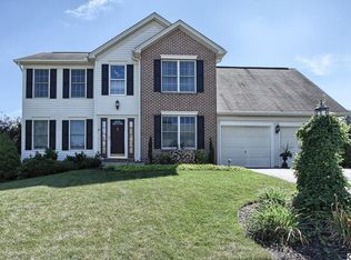 20 Wineberry Dr, Mechanicsburg, PA 17055