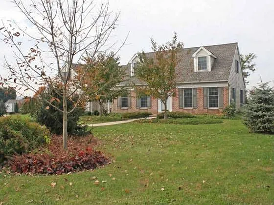 409 Spring Grove Rd photo 1