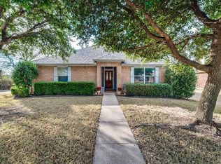 2217 Mule Deer Ct, Midlothian, TX 76065