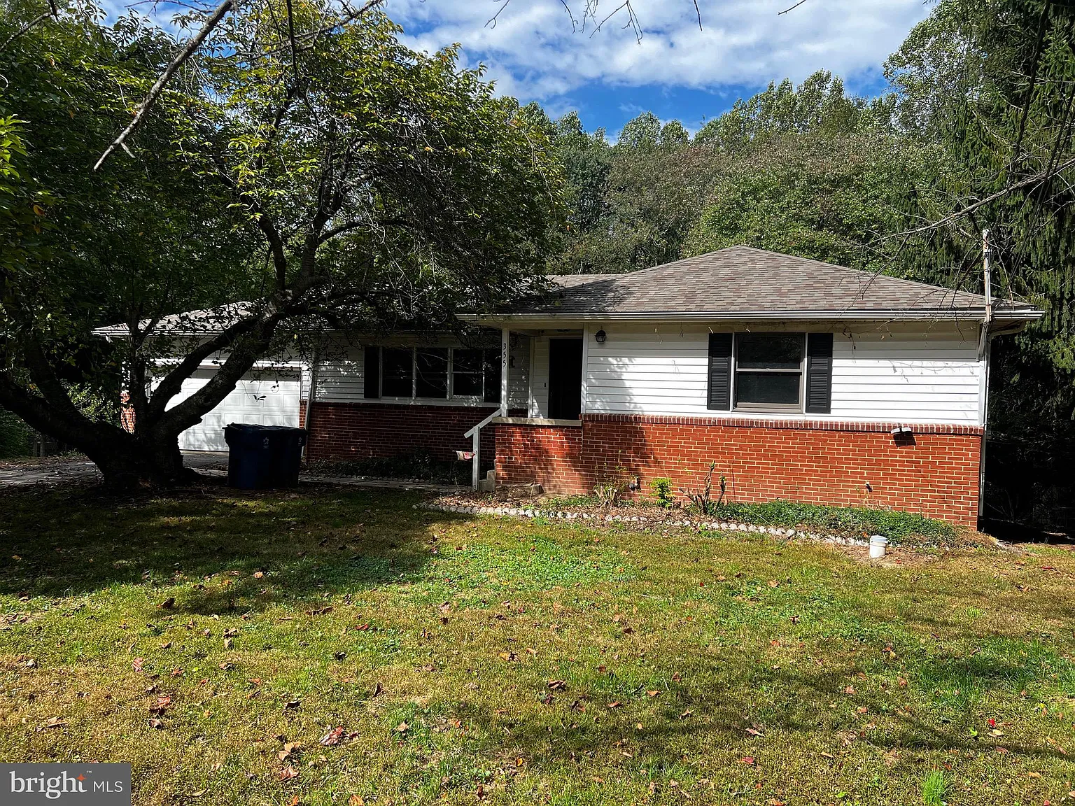 355 Wedgewood Rd photo 1