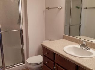 2609 Salisbury Rd, West Bend, WI 53090