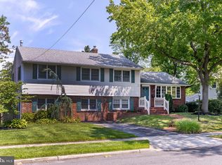 3 Brookfield Ct, Cherry Hill, NJ 08034