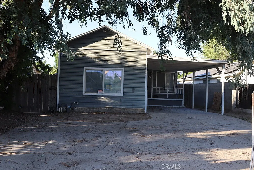 3 bed, 1094 sqft, $3,995 — Photo 2