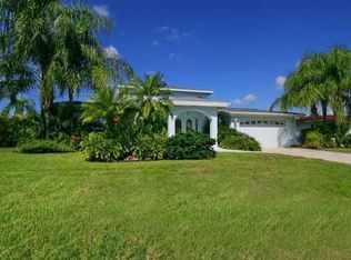5321 Palmetto Point Dr, Palmetto, FL 34221