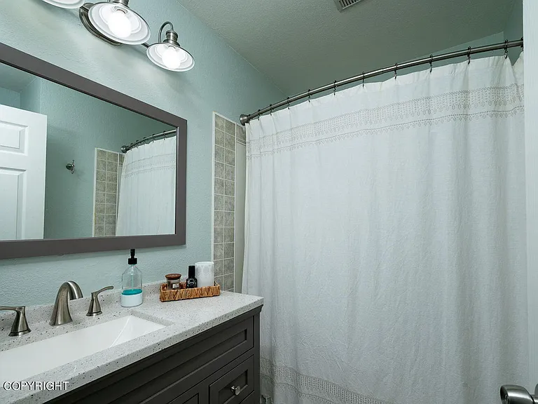 19925 Unimak Cir — Photo 23