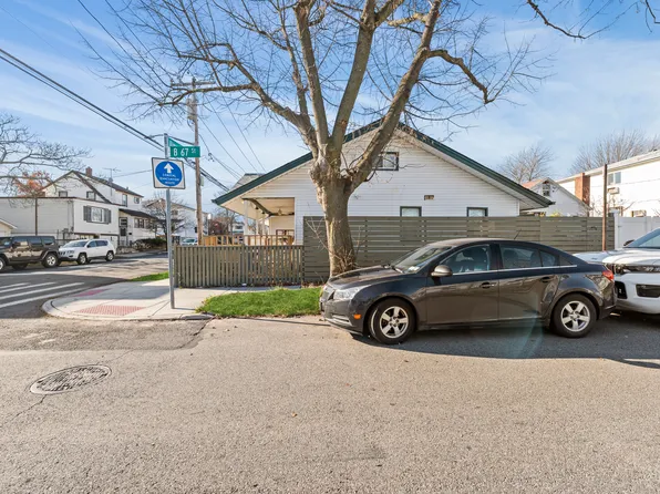 67-02 Almeda Avenue image 41 of 41