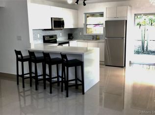 2463 NE 183rd St, North Miami Beach, FL 33160