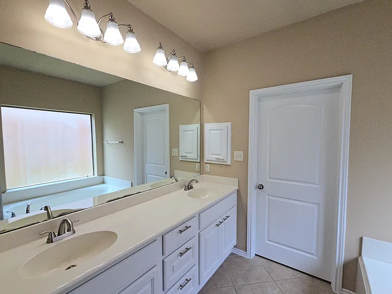 28214 Helmsman Knolls Dr — Photo 21