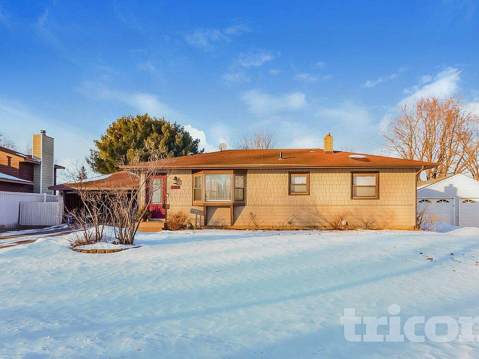 1st image of 3363 69th St E