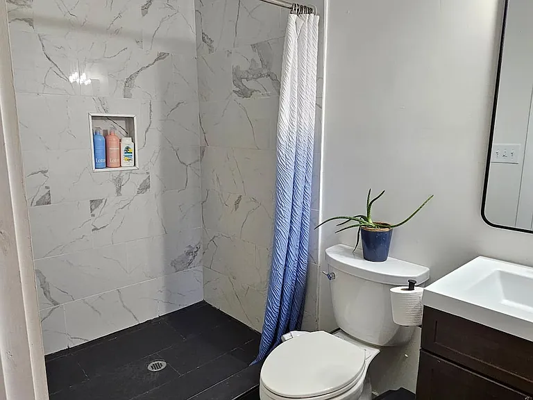 675 Lexington Ave SW #B — Photo 8
