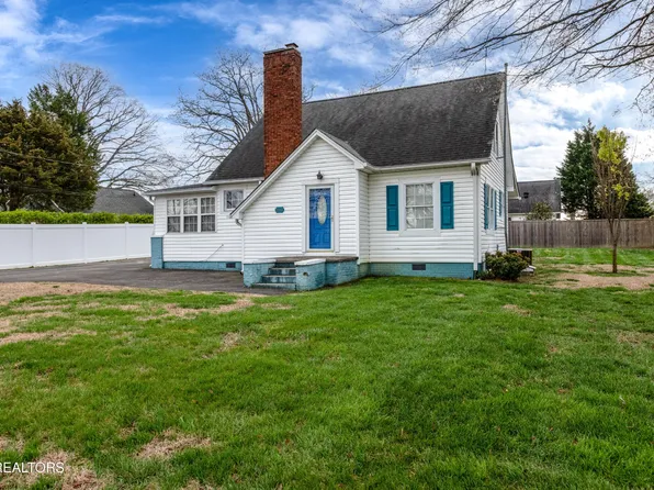 864 Cherry St, Alcoa, TN 37701