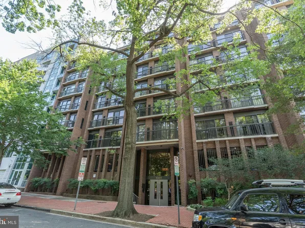 1001 26th St NW APT 607, Washington, DC 20037