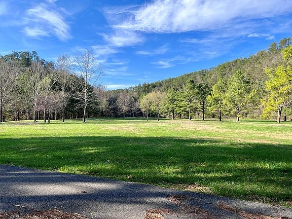 5th image of 3148 Russie Gap Rd