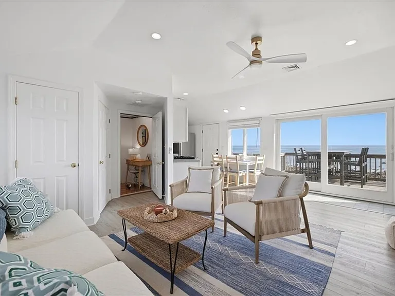 490 Ocean St #1 — Photo 12