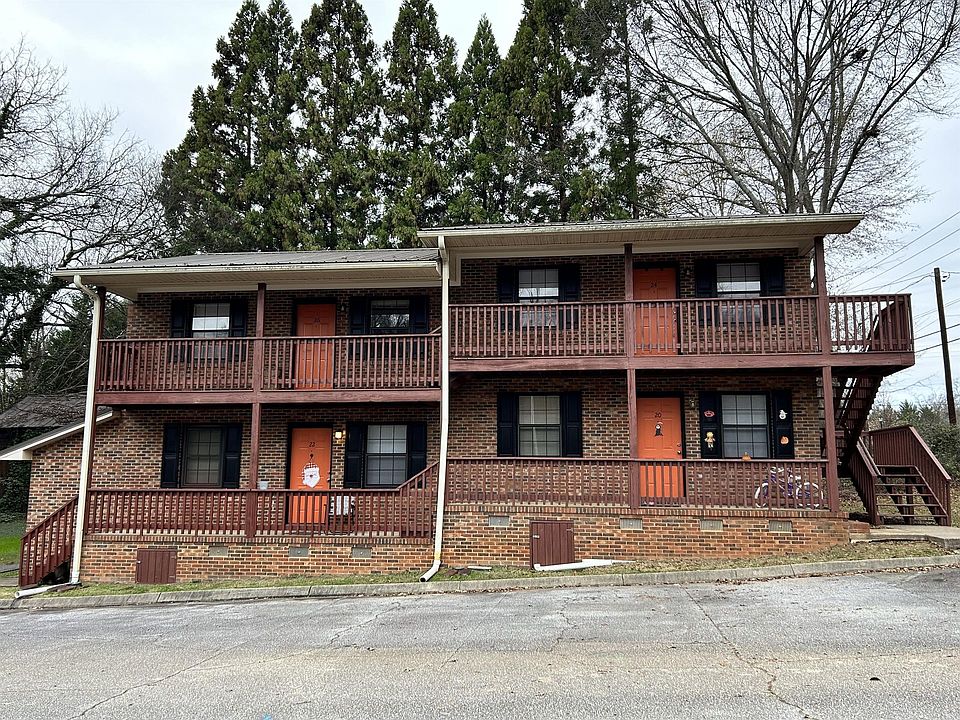 1st image of 204 Calhoun St APT 20