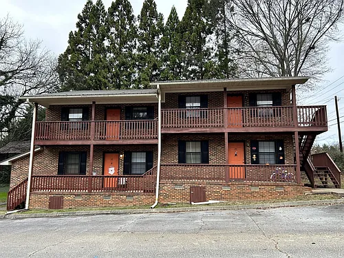 204 Calhoun St Photo 1