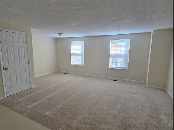 4th image of 1011 Pirates Ct